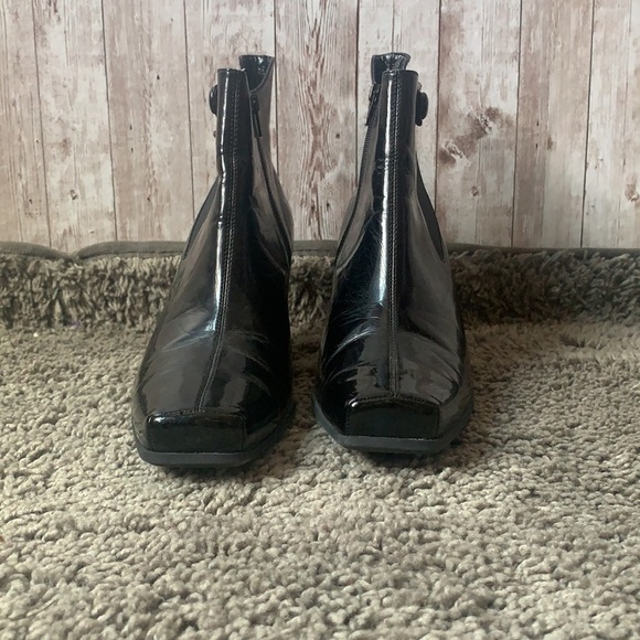 Franco Sarto Cleo Heeled Bootie - Picture 5 of 11